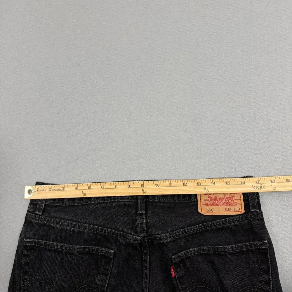 Vintage Levis 550 Relaxed Fit Jeans Men's 34x30 Black Denim y2k 2007 Western